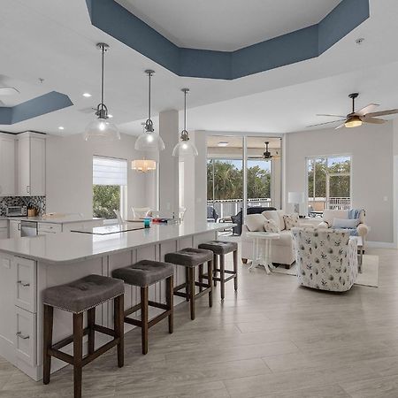 Waterfront Condo W/ Bay Views, Pool & Tennis Court Форт Майерс Бийч Екстериор снимка