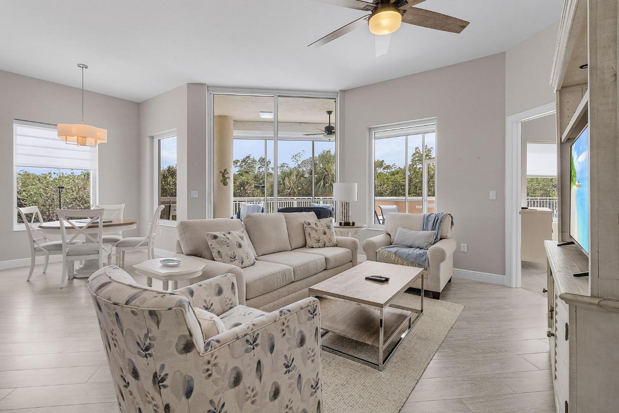 Waterfront Condo W/ Bay Views, Pool & Tennis Court Форт Майерс Бийч Екстериор снимка
