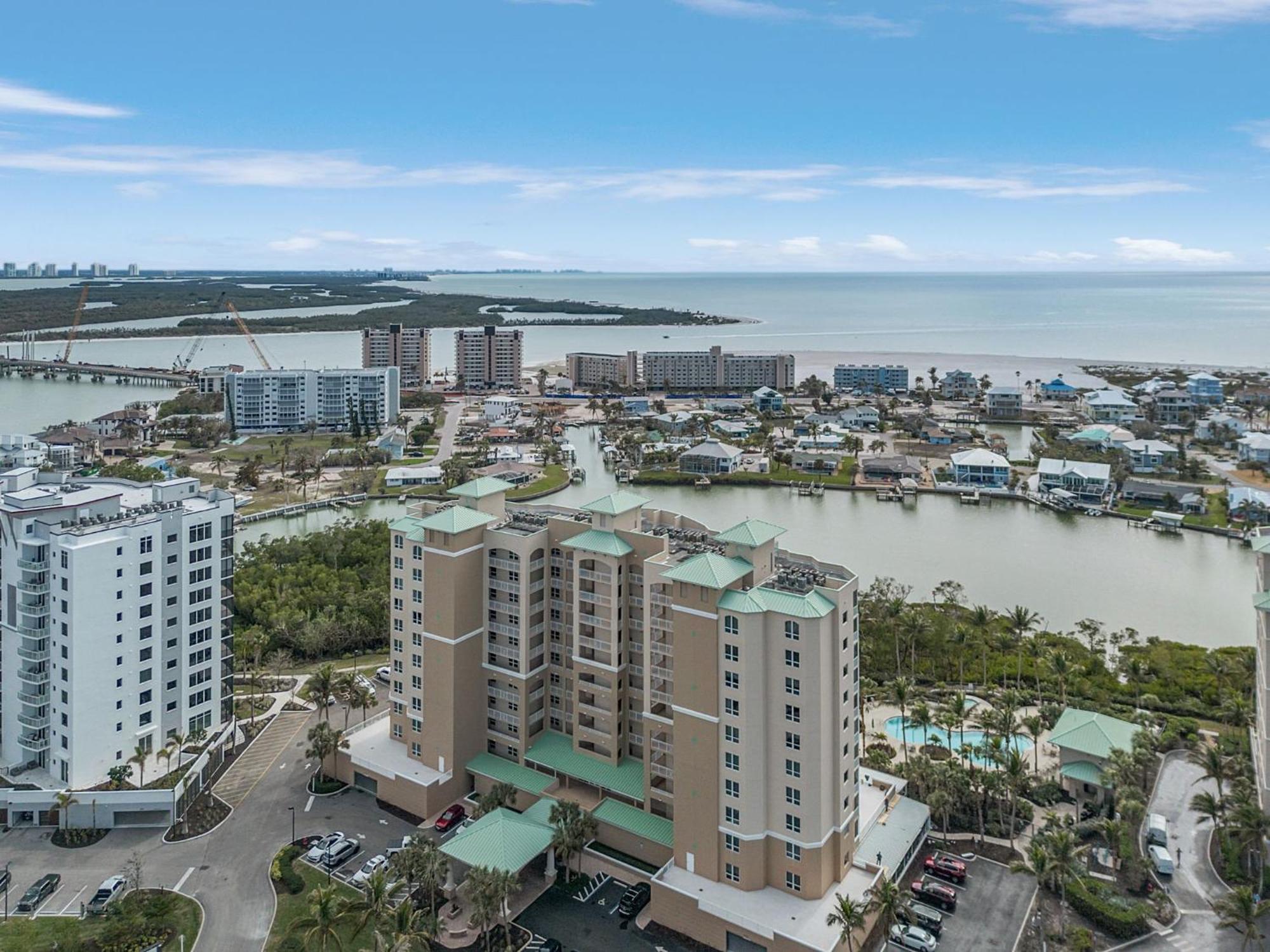 Waterfront Condo W/ Bay Views, Pool & Tennis Court Форт Майерс Бийч Екстериор снимка