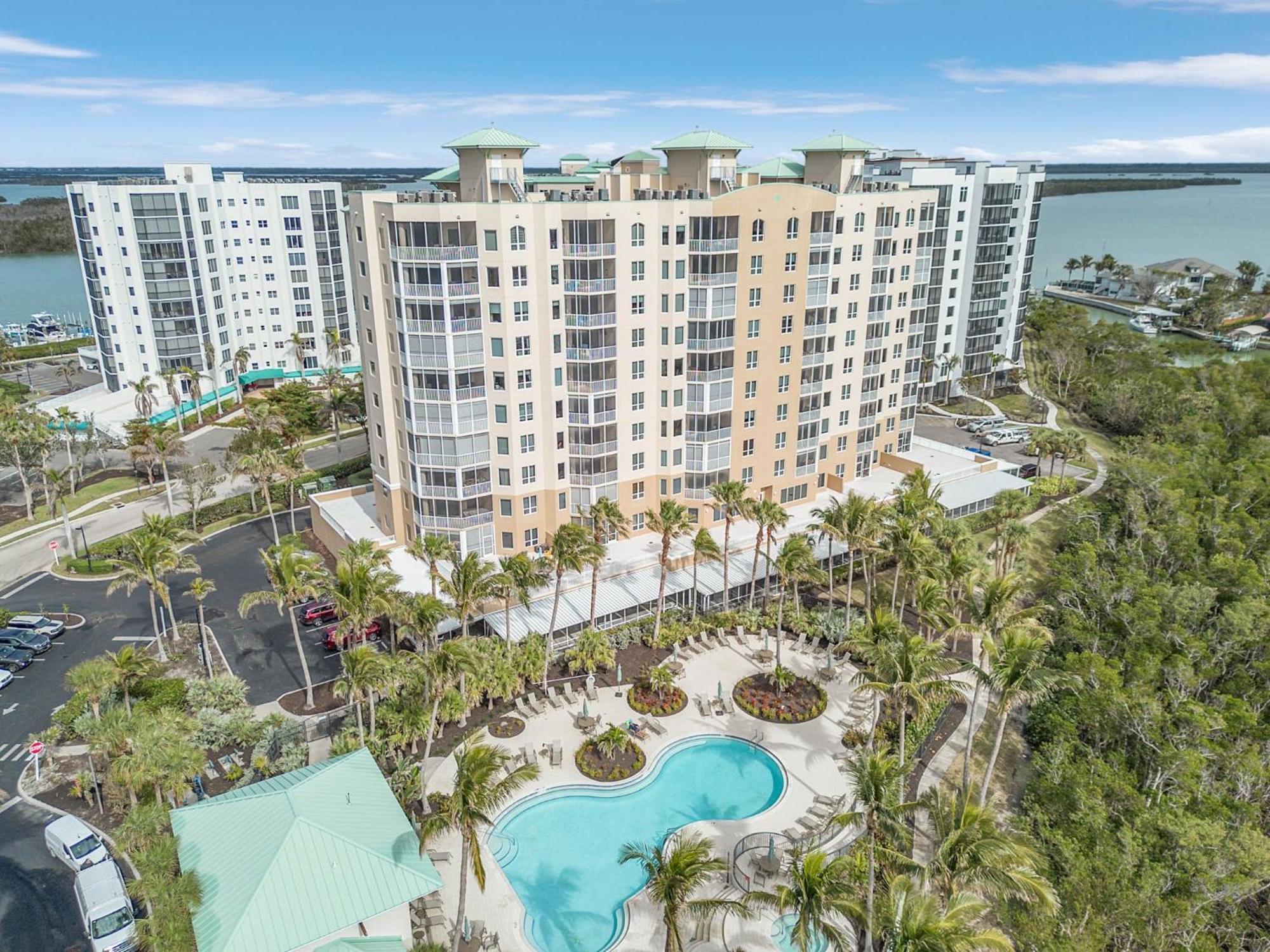 Waterfront Condo W/ Bay Views, Pool & Tennis Court Форт Майерс Бийч Екстериор снимка